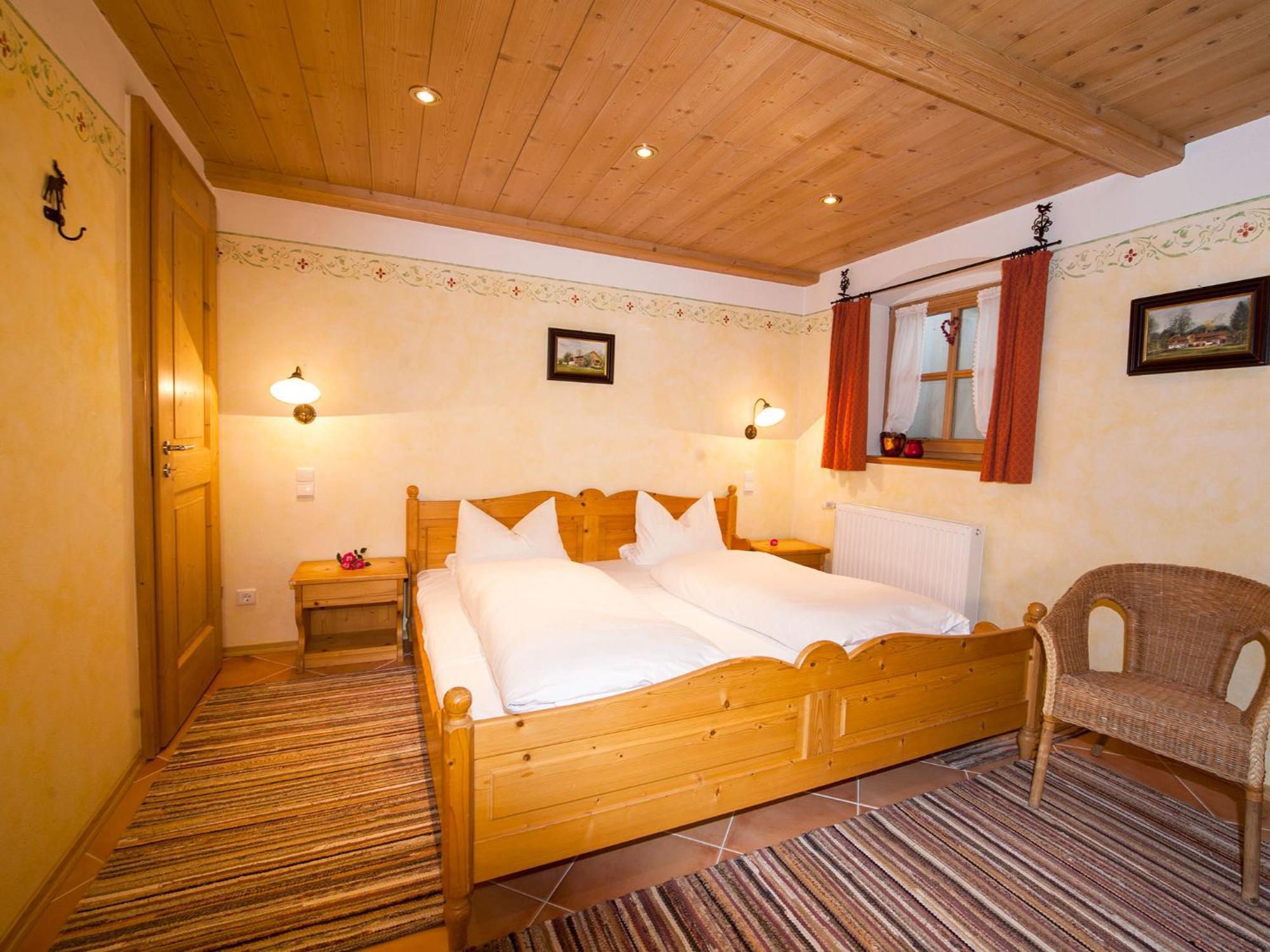 Landhaus Benediktenhof Bad Tölz Rum bild
