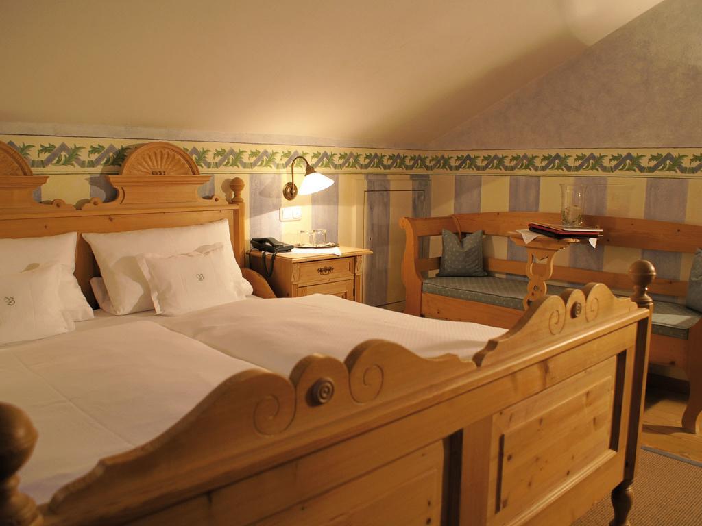 Landhaus Benediktenhof Bad Tölz Rum bild