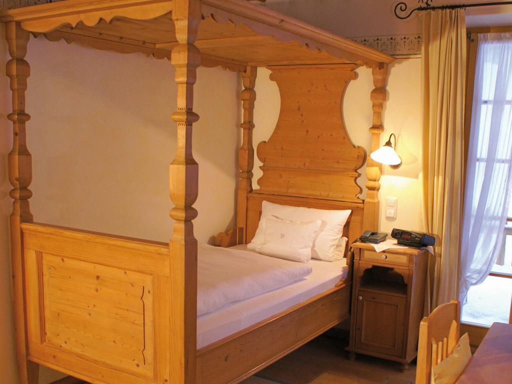 Landhaus Benediktenhof Bad Tölz Rum bild